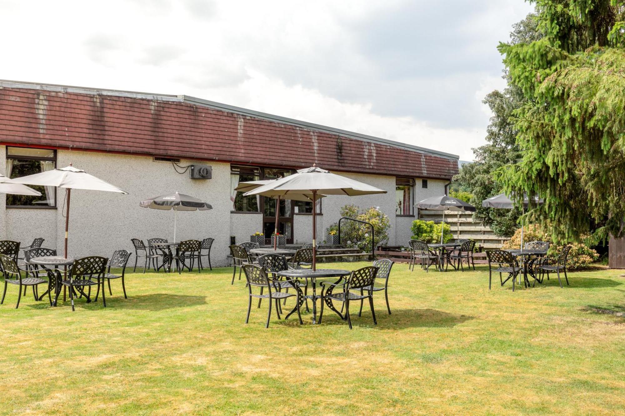 Highlander Hotel 'A Bespoke Hotel' Newtonmore Exterior foto